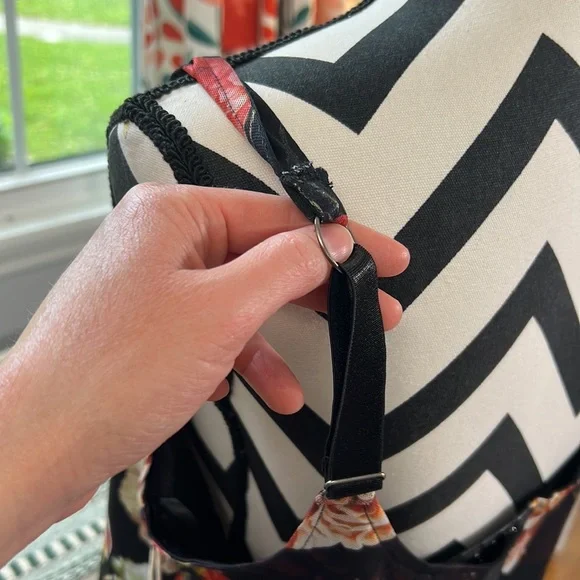 Tilly’s West of Melrose Floral Mesh Corset Tank Top - SEE DESCRIPTION - Picture 8 of 12